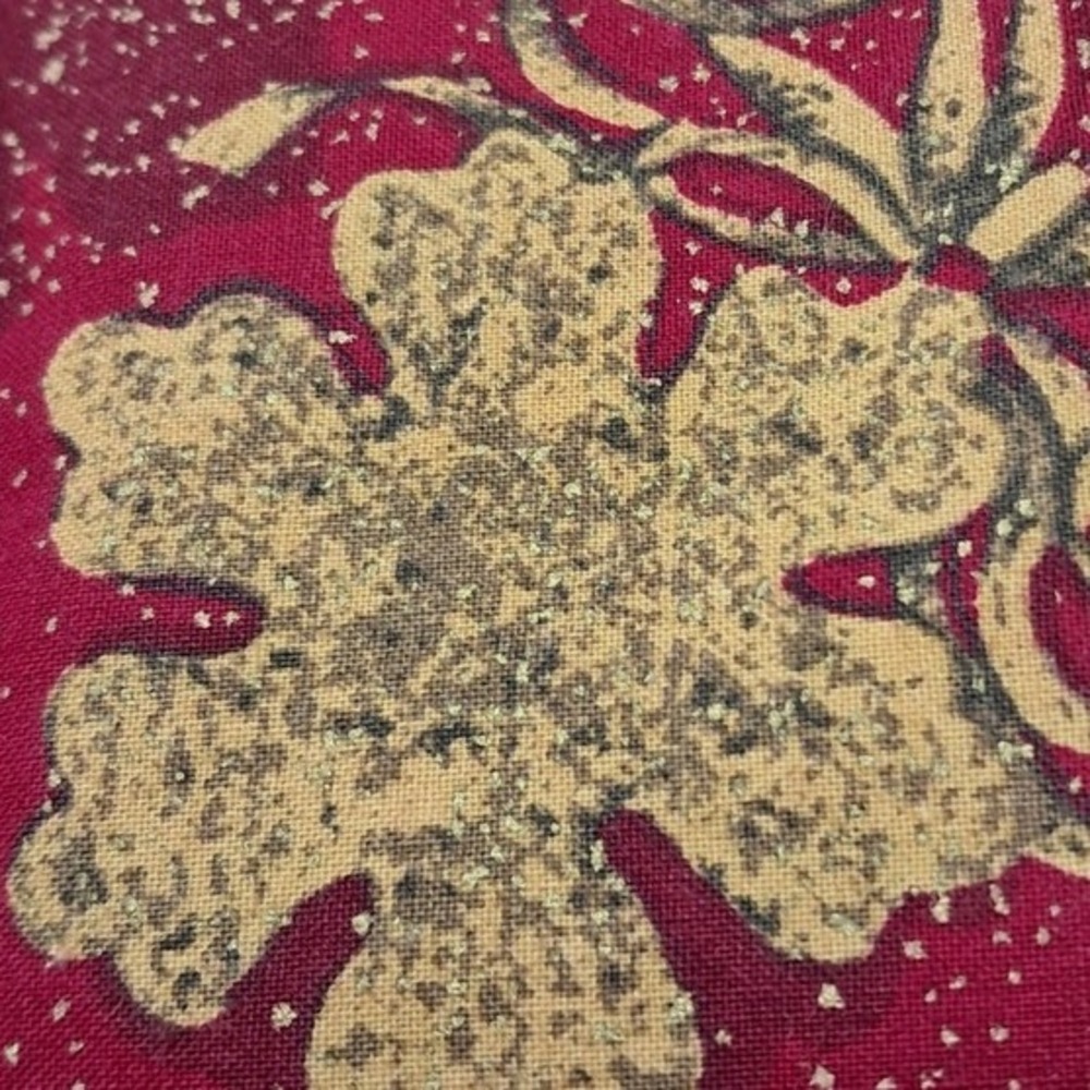 Floral Fabric, 1‎ Yard, 44" Wide, Sewing Material, Crafts, Red, Gold